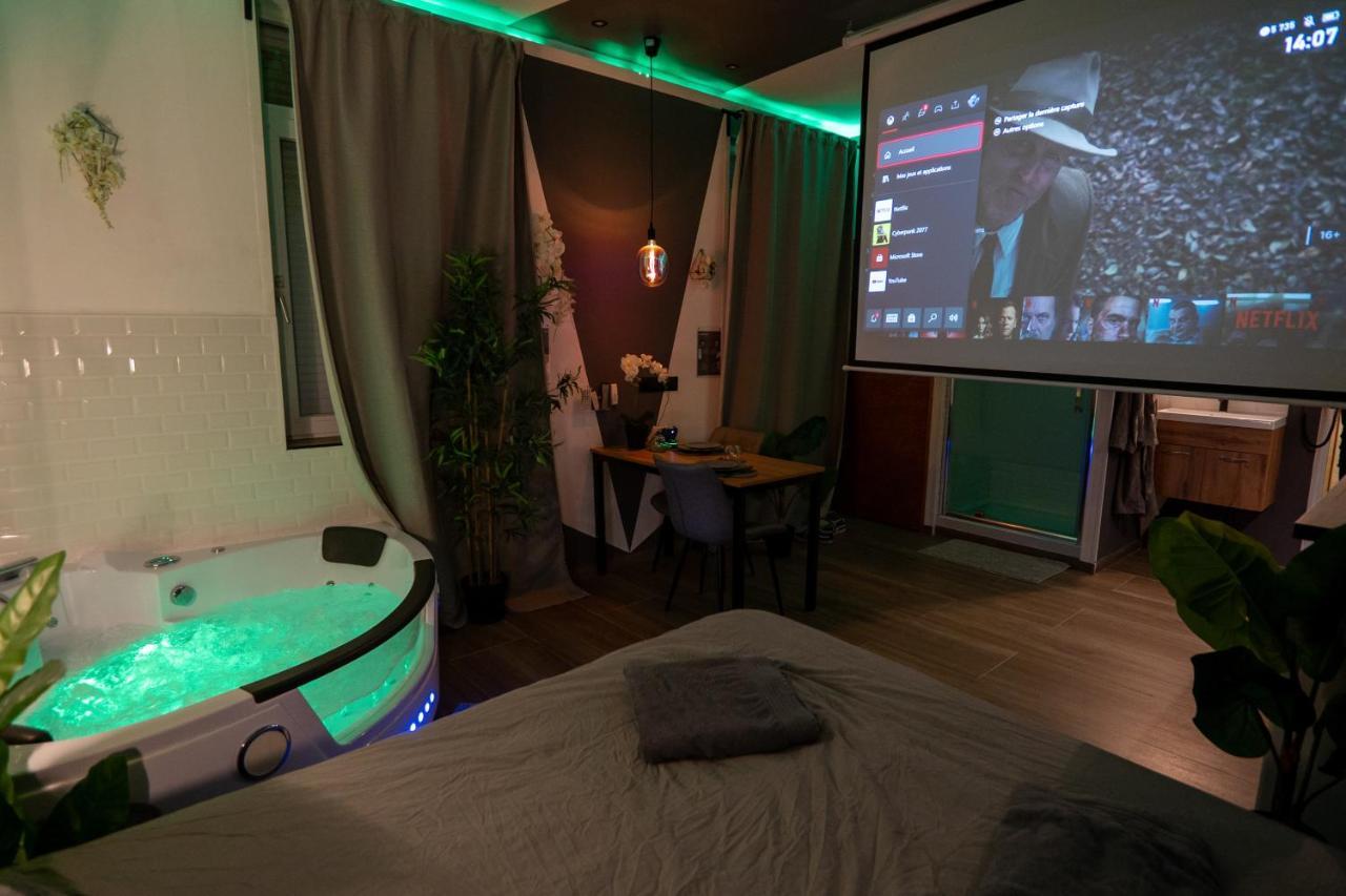Capsule Color Deluxe Balneo I Ecran Home Cinema I Console De Jeux Trith-Saint-Leger Dış mekan fotoğraf