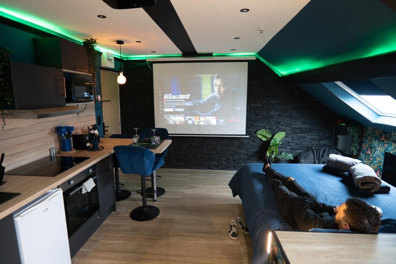 Capsule Color Deluxe Balneo I Ecran Home Cinema I Console De Jeux Trith-Saint-Leger Dış mekan fotoğraf